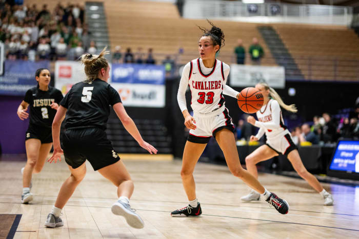 Clackamas Jesuit 6A Oregon girls basketball quarterfinal 2024 Naji Saker-121